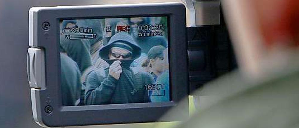 Beamte wollen weiterhin filmen dürfen.