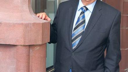 Rentenpolitiker. Bundeswirtschaftsminister Rainer Brüderle (FDP) schlägt vor, die 2009 beschlossene Rentengarantie wieder aufzuheben. 