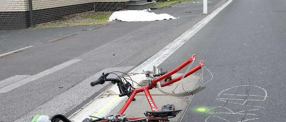 Fehler beim Abbiegen sind die häufigste Ursache für Fahrradunfälle, wenn sie von Autofahrern verschuldet werden.