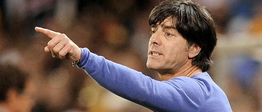 Den Weg gewiesen: Bundestrainer Joachim Löw hat ein tolles Spiel seiner Mannschaft gesehen.