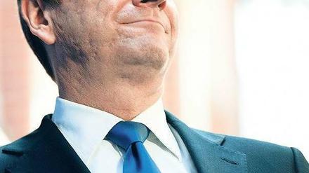 Ganz selbstbewusst. Nach der Klausur der Parteiführung sieht sich Guido Westerwelle als FDP-Vorsitzender gestärkt.