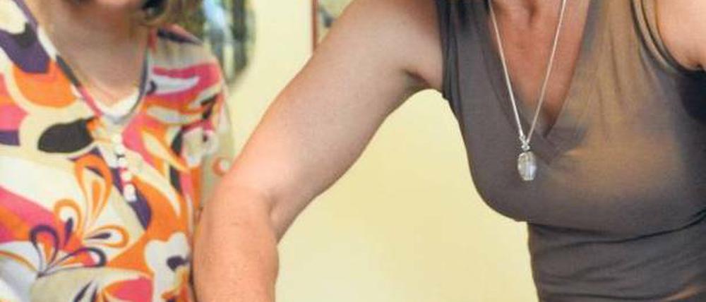 Vorsorge. Hebammen müssen gut versichert sein, doch das ist teuer. Foto: dpa
