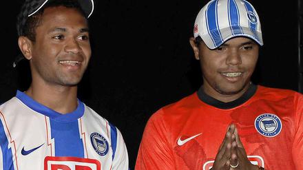Raffael (l) und sein Bruder Ronny.
