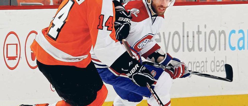 Er kennt nur ein Ziel. Ian Laperriere (l.) möchte mit seinen Flyers den Stanley-Cup wieder nach Philadelphia holen. Foto: AFP