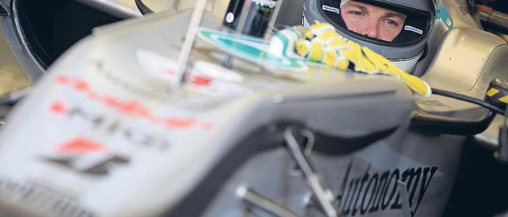 Nico Rosberg, 24, startet am Sonntag in Istanbul in sein 77. Rennen als Formel-1-Fahrer. Obwohl Rosberg in seiner Karriere noch keinen Grand-Prix-Sieg einfahren konnte, kommt der Mercedes-Pilot in dieser Saison bereits auf 56 Punkte. Foto: dpa
