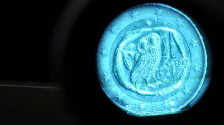 Nicht nur das Vertrauen in den Euro ist gesunken - auch das Vertrauen der Griechen in ihren Staat ist zerrüttet. 