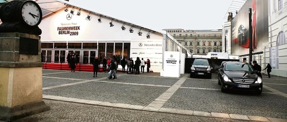 Bebelplatz Fashion Week