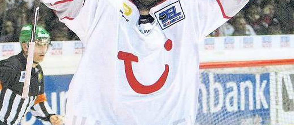 Jetzt fehlt nur noch ein Sieg zur Meisterschaft. Und den können Tore Vikingstad und seine Hannover Scorpions am Sonntag gegen Augsburg schaffen. Foto: Fishing4