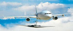 Hohe Erwartungen. Das Tankflugzeug, mit dem EADS sich um den US-Auftrag bewirbt, ist vom zivilen Airbus A 330 abgeleitet.