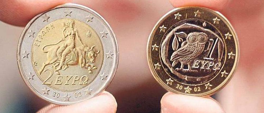 Griechischer Euro. Trotz rigider Sparmaßnahmen ist die Krise in Griechenland noch lange nicht ausgestanden.