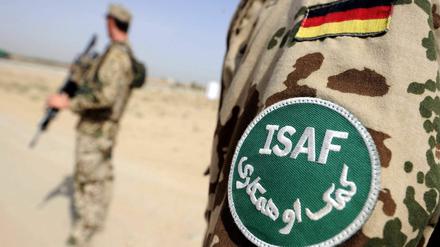 Insgesamt sind damit seit Beginn des Einsatzes der Bundeswehr in Afghanistan 43 deutsche Soldaten ums Leben gekommen.