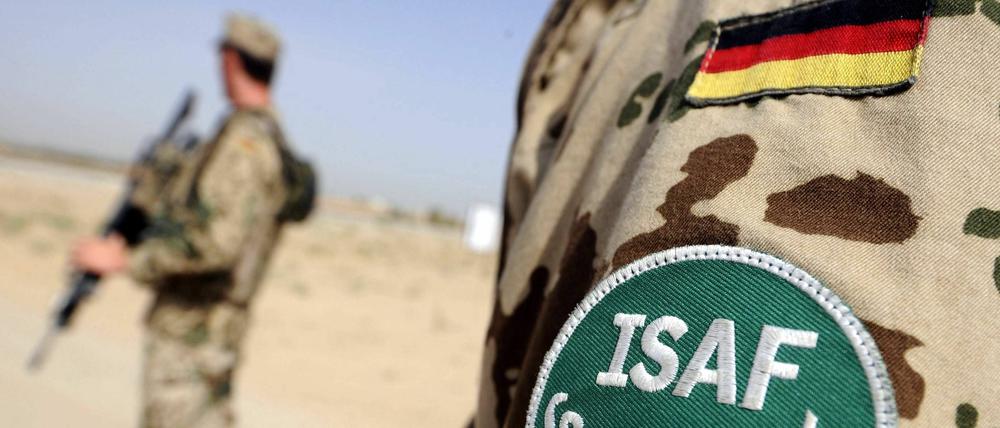 Insgesamt sind damit seit Beginn des Einsatzes der Bundeswehr in Afghanistan 43 deutsche Soldaten ums Leben gekommen.