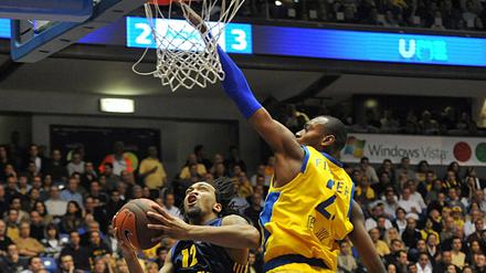 Rashad Wright (hier vor einem Jahr im Spiel bei Maccabi Tel Aviv) soll Albas Angriff nach überstandener Verletzung wieder ordnen.
