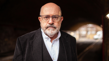 John Sweeney ist ein britischer Journalist und recherchiert seit fast 30 Jahren zu Russland.