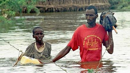303702_3_xio-fcmsimage-20091007221117-006002-4accf5e59dd10.heprodimagesfotos82420091008flut-somalia.jpg