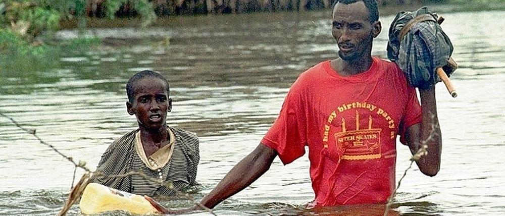 303702_3_xio-fcmsimage-20091007221117-006002-4accf5e59dd10.heprodimagesfotos82420091008flut-somalia.jpg