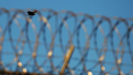 US-ATTACKS-GUANTANAMO-CAMPS