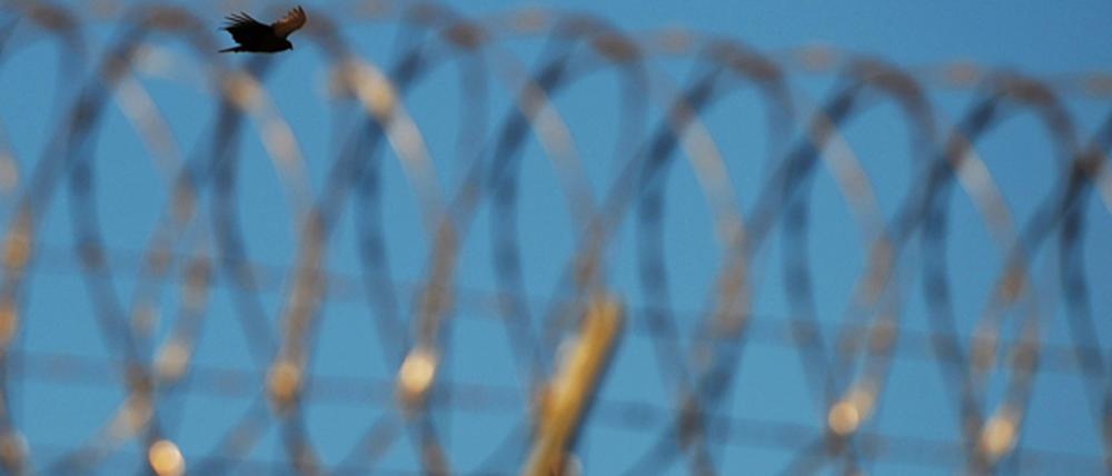 US-ATTACKS-GUANTANAMO-CAMPS