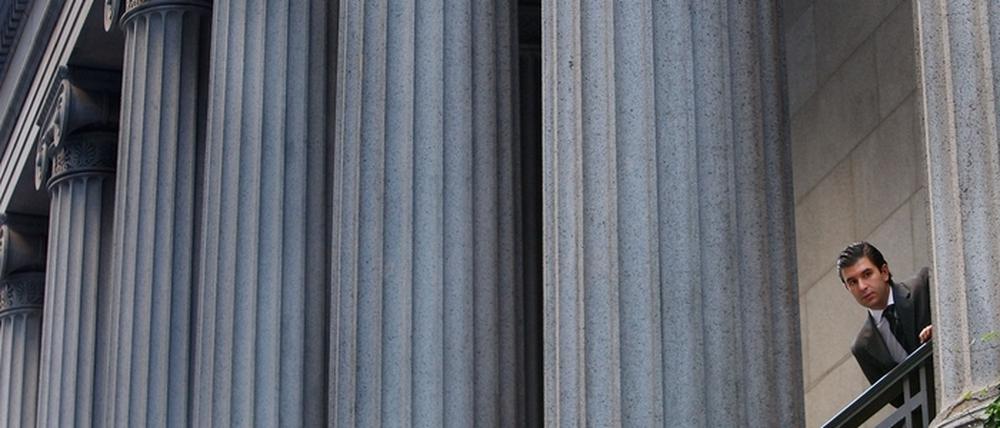 Markets Continue To Drop Despite Emergency Rate Cut