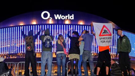 o2 world