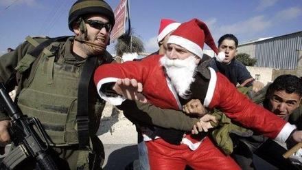 192242_3_071221_weihnachtsamann_AFP.JPG