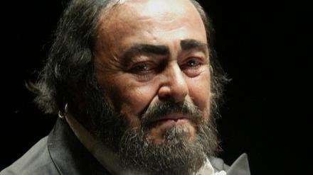 071023pavarotti
