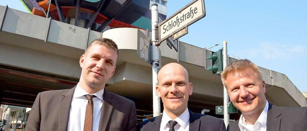 Dreierbund. Die Centermanager Carsten Paul, Oliver Mohr und Jens Kirbach (von links nach rechts) wollen gemeinsam für die Steglitzer Schlossstraße werben.