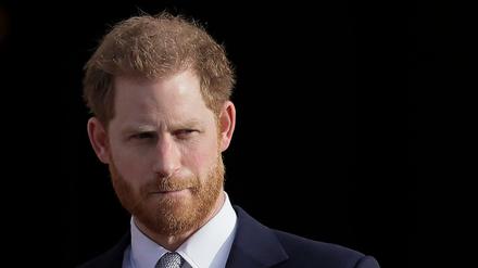 Der britische Prinz Harry in den Gärten des Buckingham Palast.