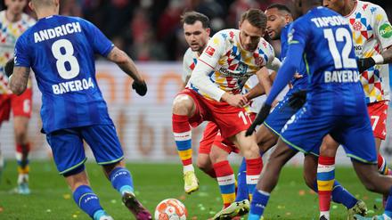Der Mainzer Marcus Ingvartsen trifft zum 3:2.