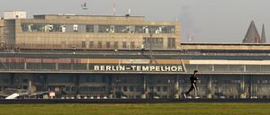 Der ehemalige Flughafen Tempelhof: Eines der größten Gebäude der Welt und jede Menge renovierungsbedürftige Fläche.