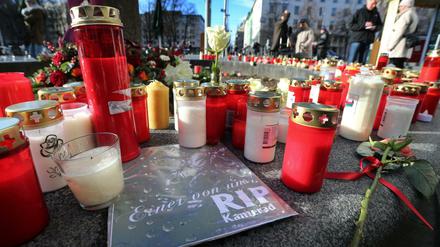 Gedenken an den getöteten Feuerwehrmann in Augsburg