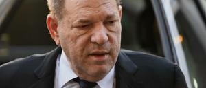 Harvey Weinstein kommt am Mittwoch am Gericht in New York an.
