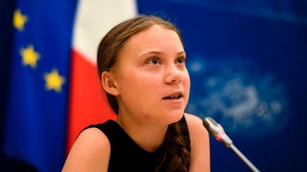 Die schwedische Klima-Aktivistin Greta Thunberg im französischen Parlament.