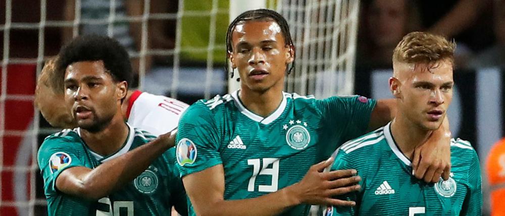 Drei für die Verjüngung. Serge Gnabry, Leroy Sané und Joshua Kimmich (v. l.).