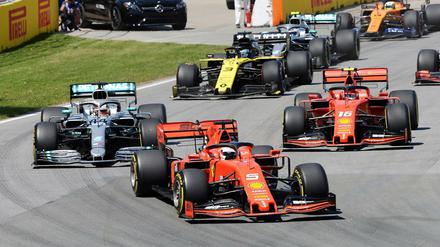 Sebastian Vettel führte das Rennen vom Start aus an.