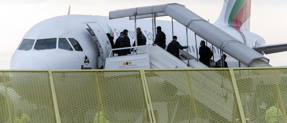 Sammelabschiebung nach Afghanistan (Archiv)