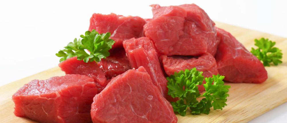 Bakterien und Viren befinden sich nicht nur auf rohem Fleisch.
