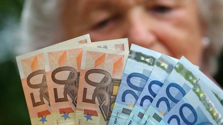 Mit der Respekt-Rente sollen alte Menschen mit sehr niedrigen Renten besser gestellt werden als Grundsicherungs-Empfänger