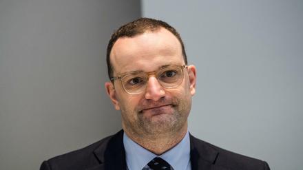 Jens Spahn (CDU), Bundesgesundheitsminister, gibt eine Pressekonferenz.