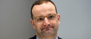 Jens Spahn (CDU), Bundesgesundheitsminister, gibt eine Pressekonferenz.