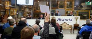 Das Auktionshaus Historia brachte 800 Einzelposten zur Versteigerung.