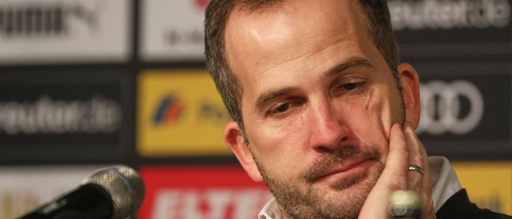Macht nicht immer Spaß, dieser Job. Augsburgs Trainer Manuel Baum.