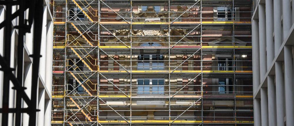 Für den Wiederaufbau des Schlosses fehlen ein Jahr vor der Eröffnung noch 18 Millionen Euro Spenden.
