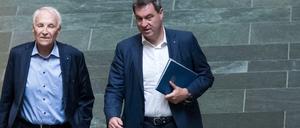 Im Gleichschritt. Zwei, die sich verstehen, Markus Söder (rechts) war einst unter Edmund Stoiber Generalsekretär der CSU. Jetzt berät der ehemalige Ministerpräsident seinen Nachfolger - hat aber auch einen guten Draht zu Horst Seehofer.