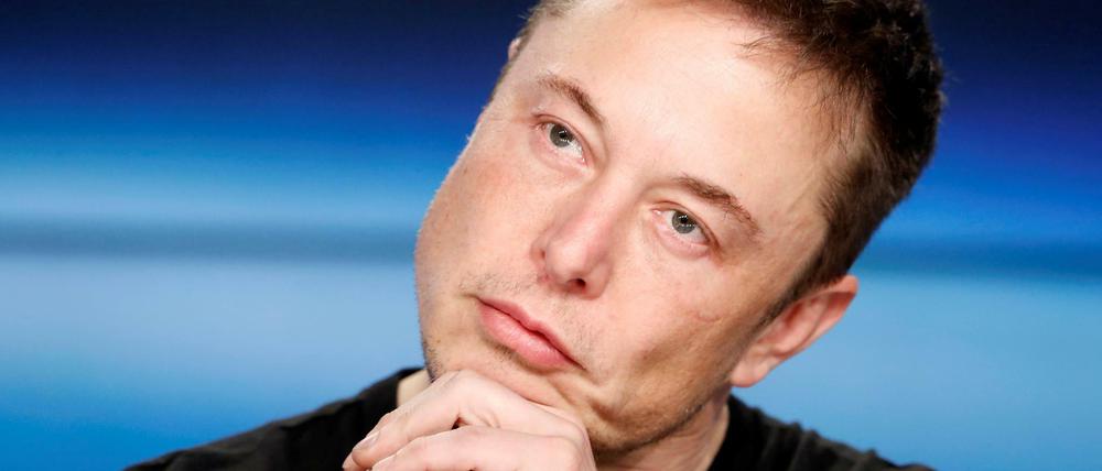 Tesla-Chat Elon Musk hat Probleme mit Artikeln, die Probleme bei der Fertigung des Elektroautos Model 3 schildern.