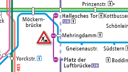 Zwischen Hallesches Tor und Platz der Luftbrücke fahren nur Busse. 