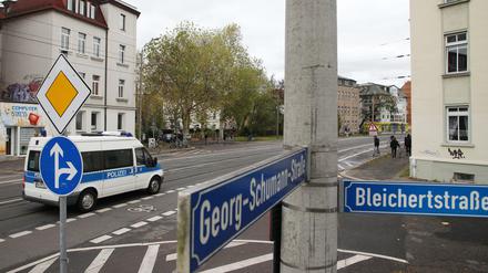 Die Moschee soll auf dem hier noch als Grünfläche zu sehenden Gelände gebaut werden. (Leipzig, Aufnahme: November 2013)