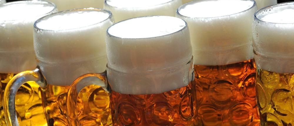 Bier schmeckt gut und ist auch trotz geringer Mengen von Unkrautvernichter nicht schädlich - sagt das das Bundesinstitut für Risikobewertung (BfR).
