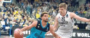 Wieder zu Hause. Joshiko Saibou (links) spielte schon in der Jugend für Alba Berlin.