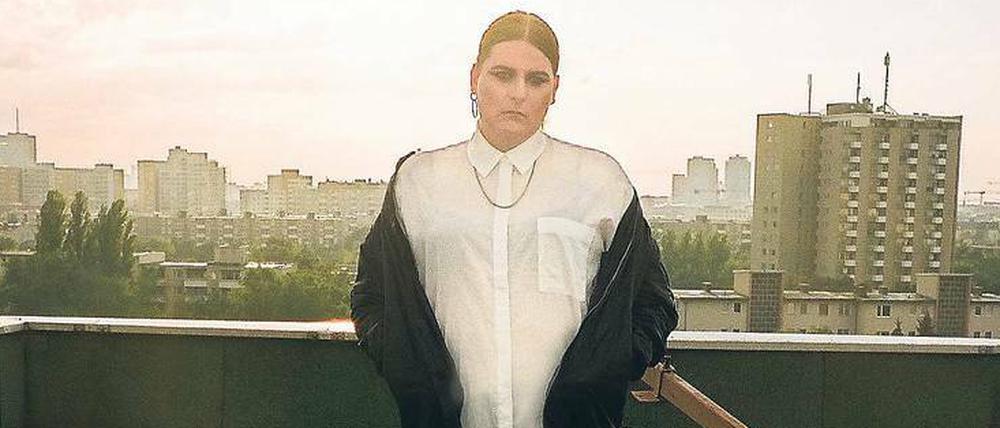 Früher stand Ziúr auf Punkrock. Vor vier Jahren begann sie damit elektronische Musik zu produzieren.